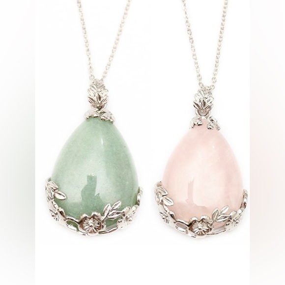 Teardrop Crystal/Stone Pendant with Floral Design - Picture 1 of 4